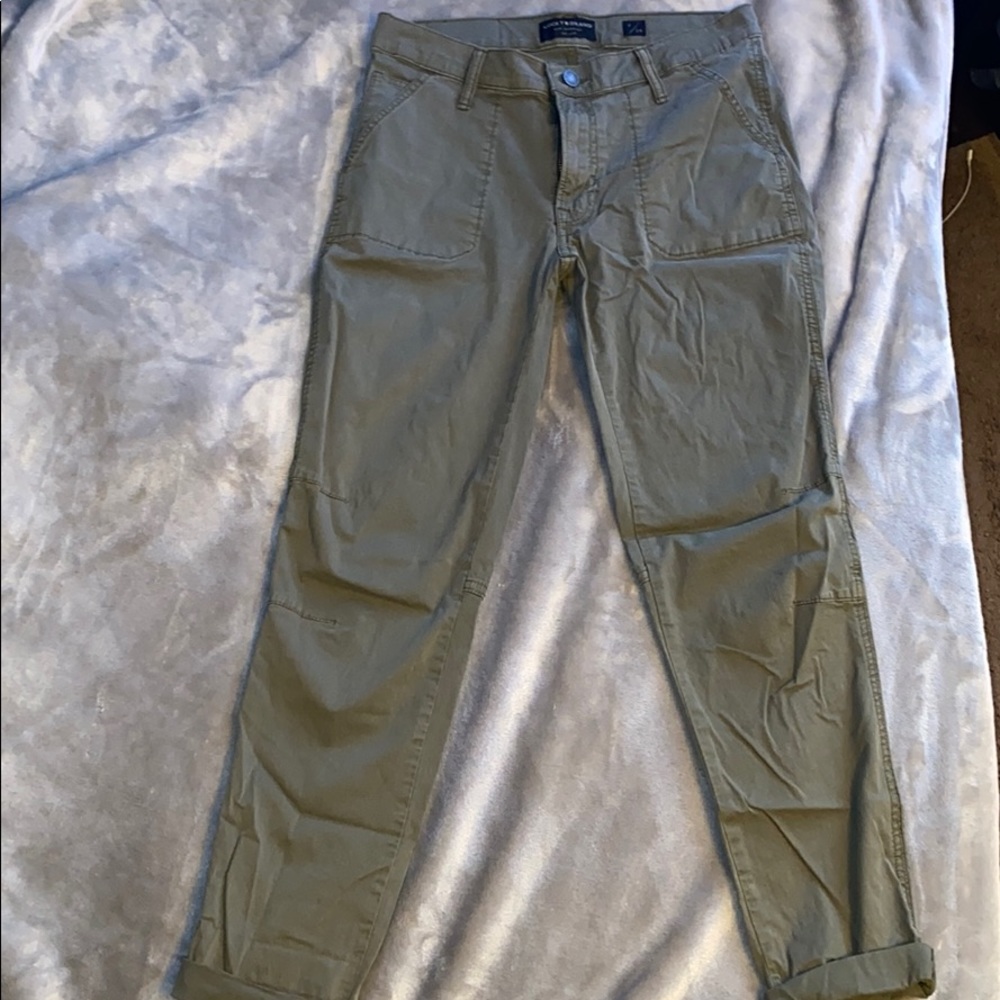 Army green, skinny, cargo type jeans!